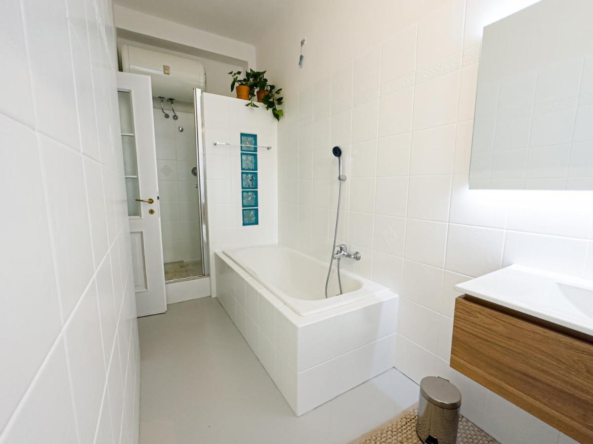 Апартаменты Litta'S Flat In Affori - 3 Mins Walk From Mm3 Милан Экстерьер фото